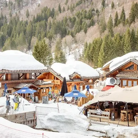 Ski-in Plagnat, Ardent 蒙特里永